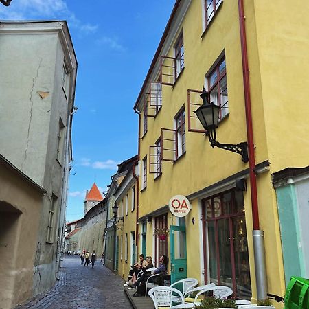 Charming Apartment In Tallinn Old Town! Exterior photo